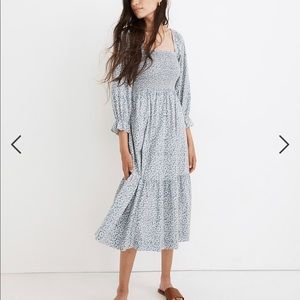 Madewell Lucie Elbow-Sleeve Smocked Midi Dress in Sunflower Field